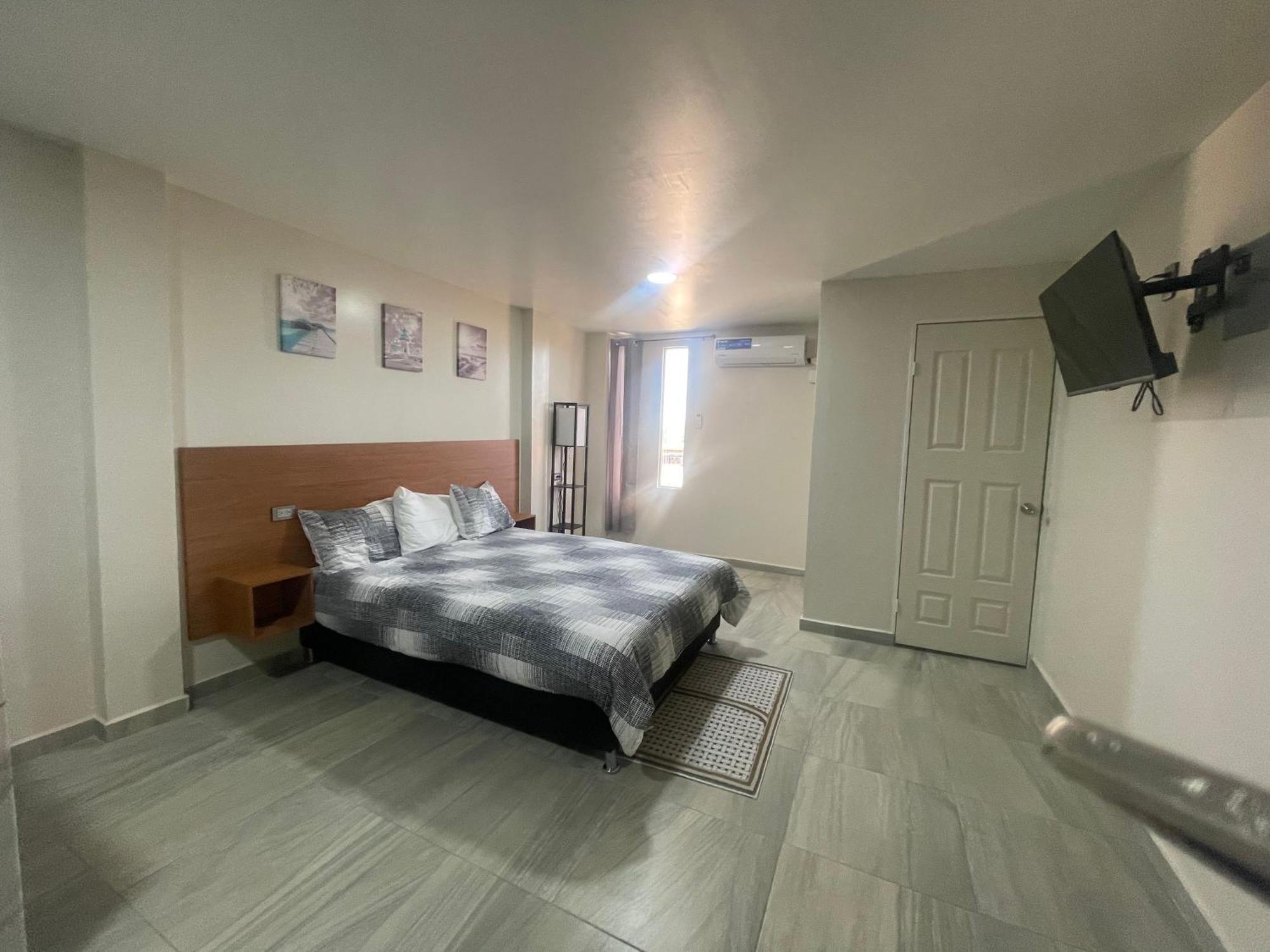 Apartamentos Aeropuerto Ciudad Juarez Bagian luar foto