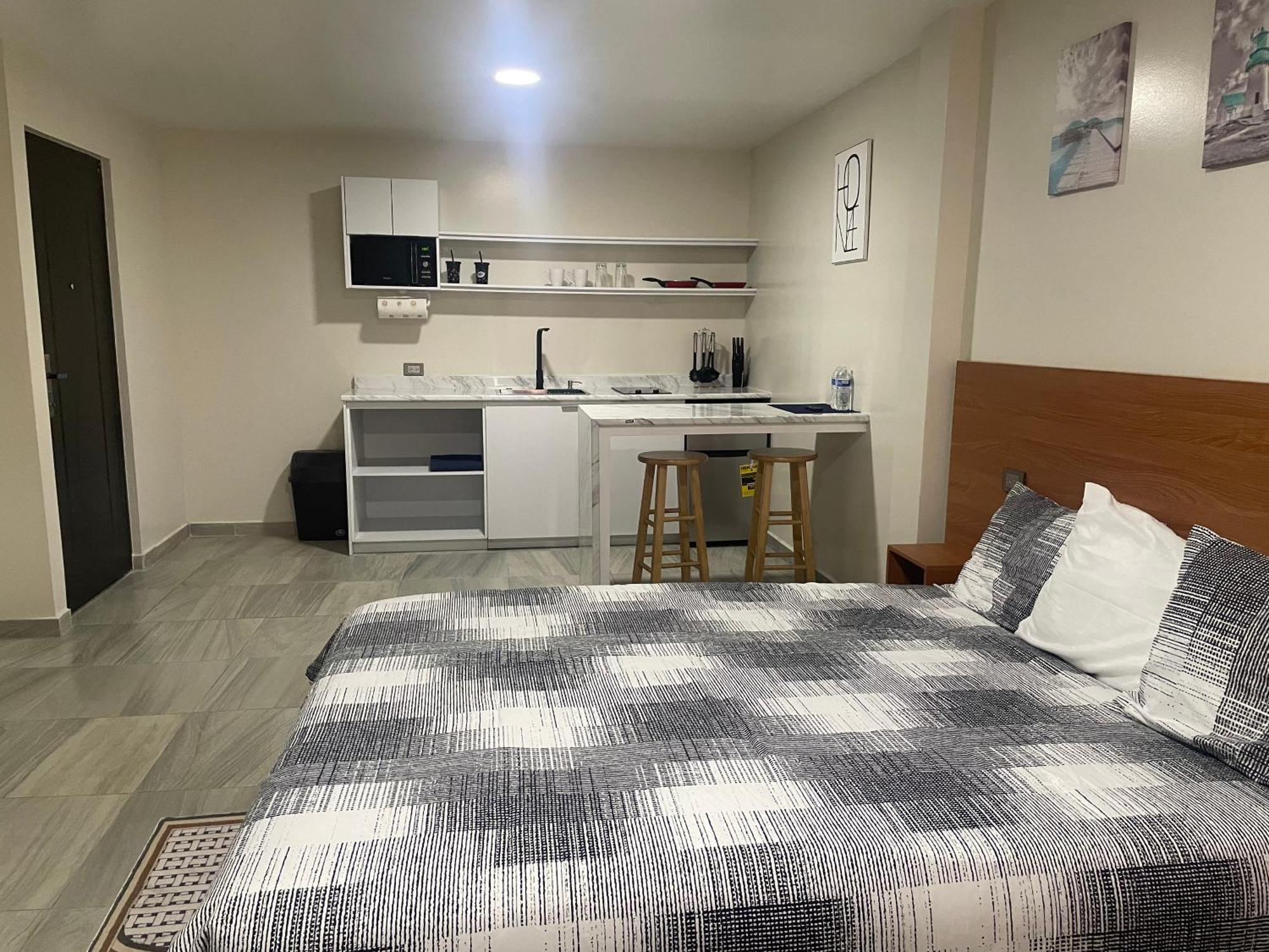Apartamentos Aeropuerto Ciudad Juarez Bagian luar foto