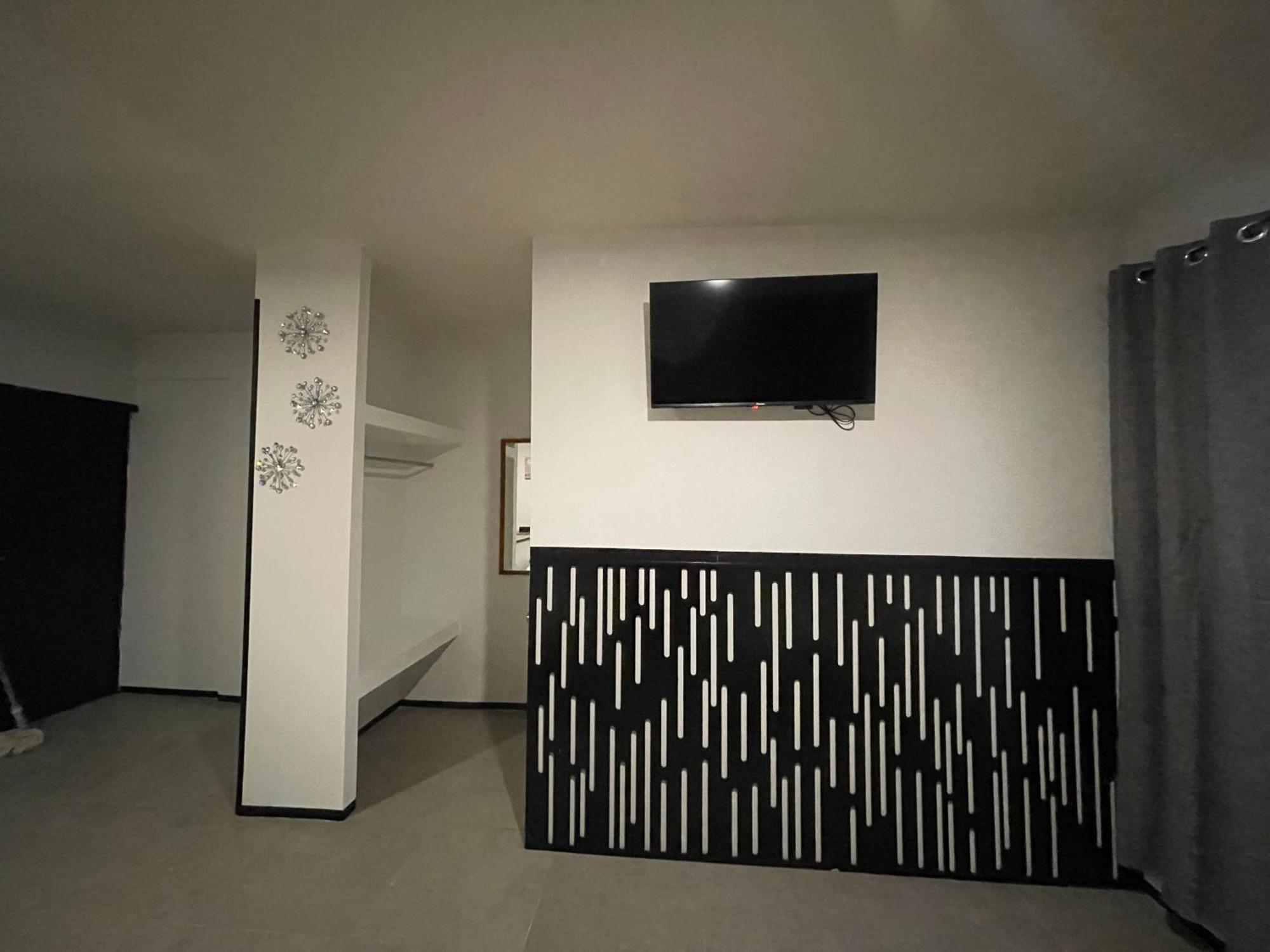 Apartamentos Aeropuerto Ciudad Juarez Bagian luar foto